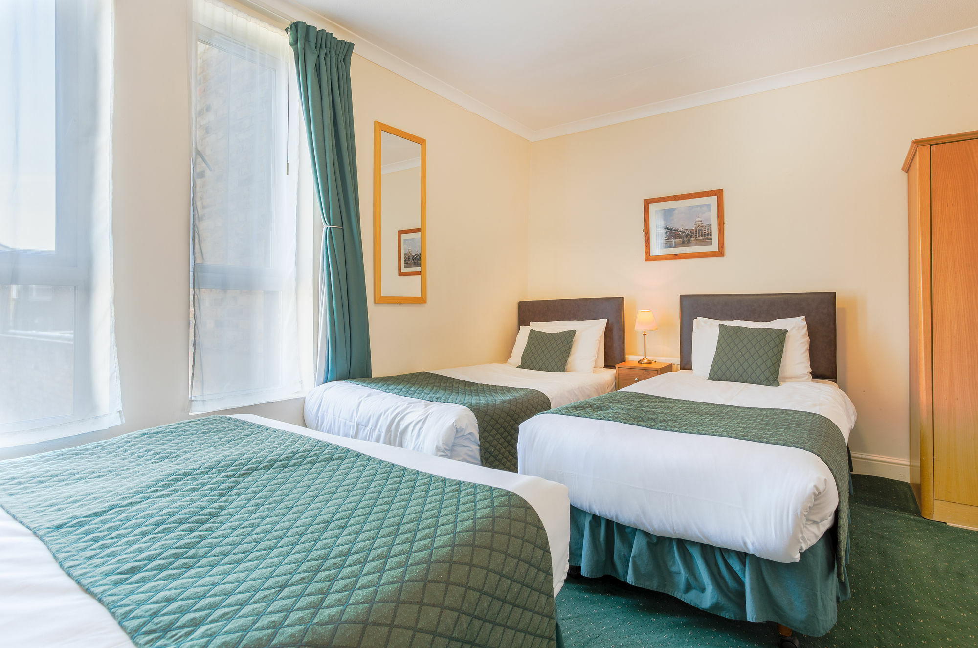 London Town Hotel Dış mekan fotoğraf